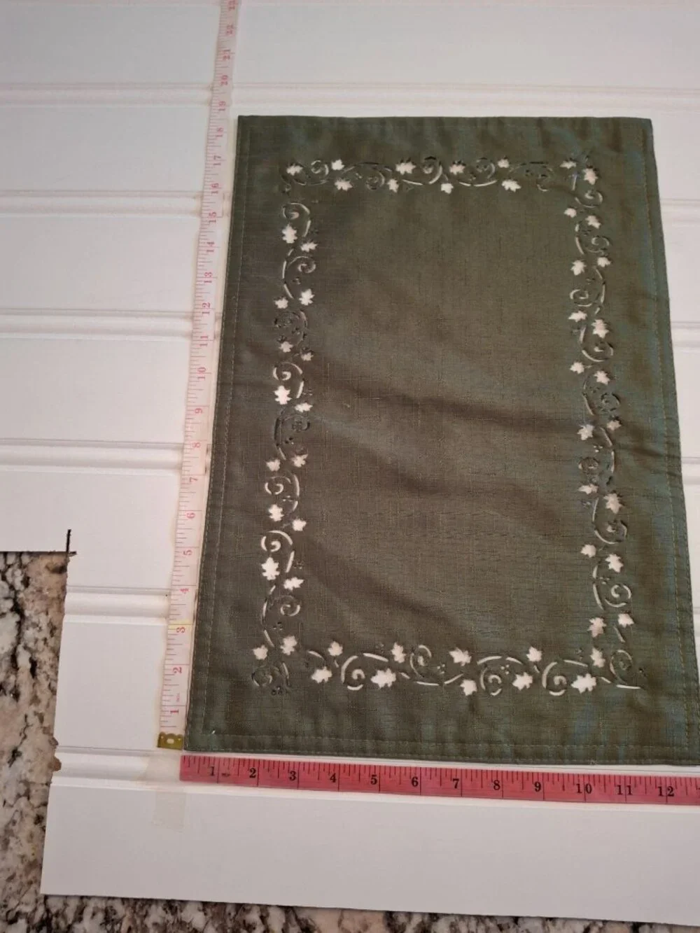 Vintage Sage Green Cutwork Placemats Set of 4 Leaf Vine Farmhouse Cottage